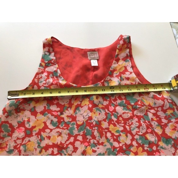 Canyon River Blues Red Floral Ruffled Tank Sz S - Picture 4 of 7